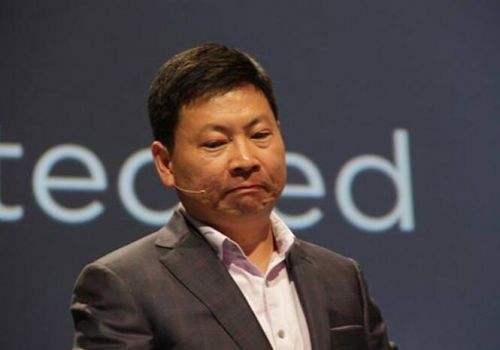 華為“塔山計(jì)劃”刷屏！自己建廠造芯？行業(yè)人士坦言，這比登天還難