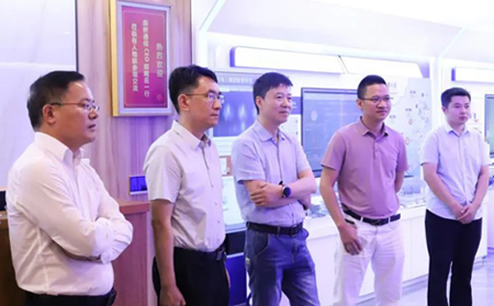 鼎橋CEO蒞臨有人參觀交流，深化5G戰(zhàn)略合作